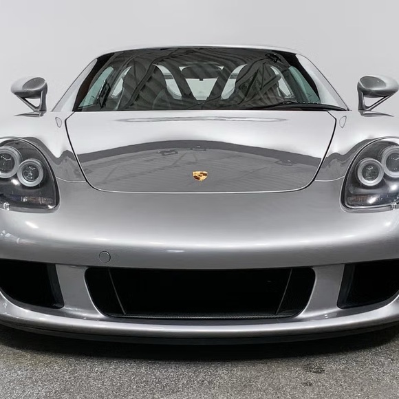 Meet your Posher, Adrian - Picture 4 of 11